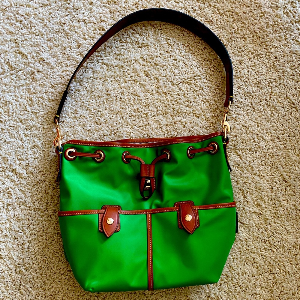 Kelly green Dooney and Bourke toggle bag